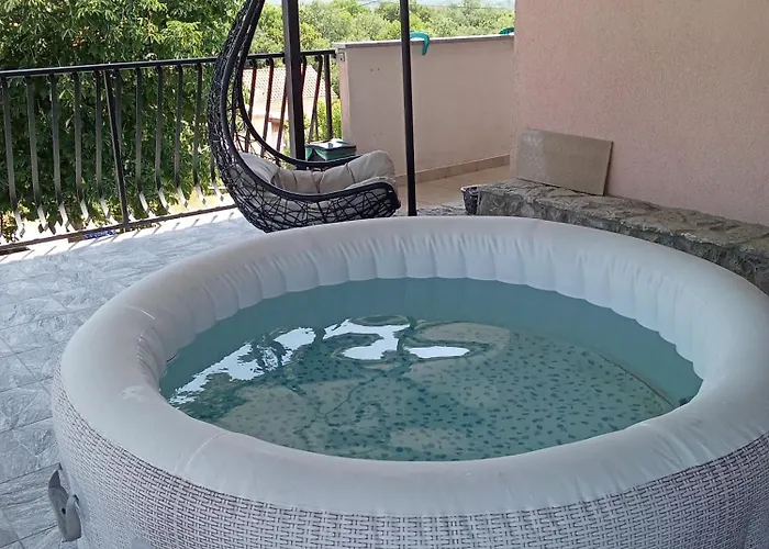 With A Parking Space Vrh, Krk - 24028 3* Vrh